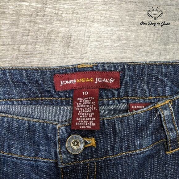 Jones Wear Jeans Embroidered Boot Cut Jeans Size 10 - Picture 2 of 6